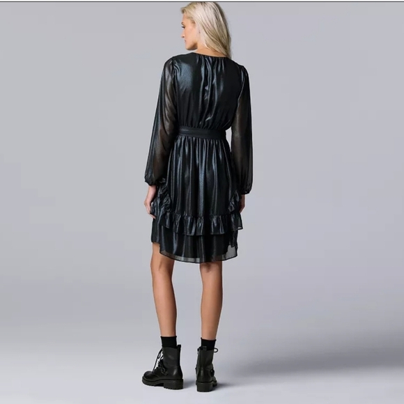 Simply Vera Vera Wang Ruffle Hem Shimmering Dress - Size M - Picture 2 of 8